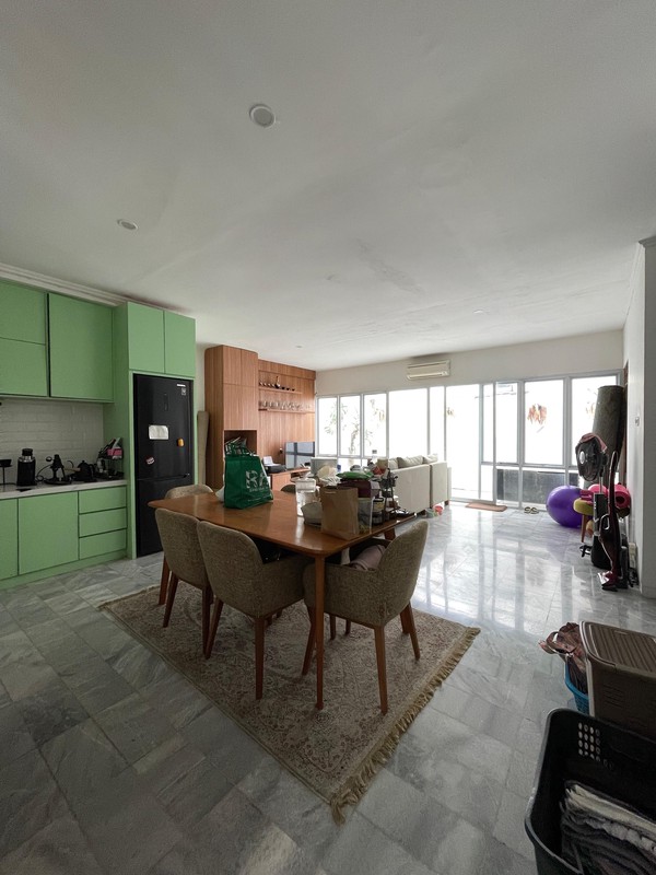 Dijual Rumah Siap Huni Dalam Komplek Lingkungan Nyaman Di Lebak Bulus, Jakarta Selatan