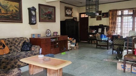 Dijual Rumah di Jl. Tanah Kusir, Kebayoran Lama, Jakarta Selatan