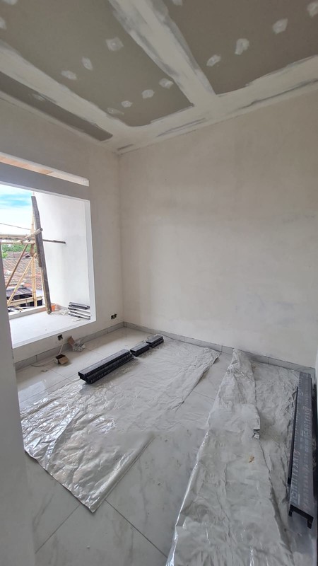 Rumah Renov 2 Lantai Lokasi Strategis SHM di @Serua,  Ciputat