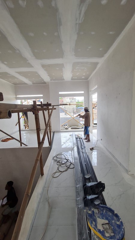 Rumah Renov 2 Lantai Lokasi Strategis SHM di @Serua,  Ciputat