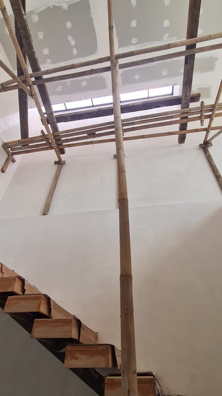 Rumah Renov 2 Lantai Lokasi Strategis SHM di @Serua,  Ciputat