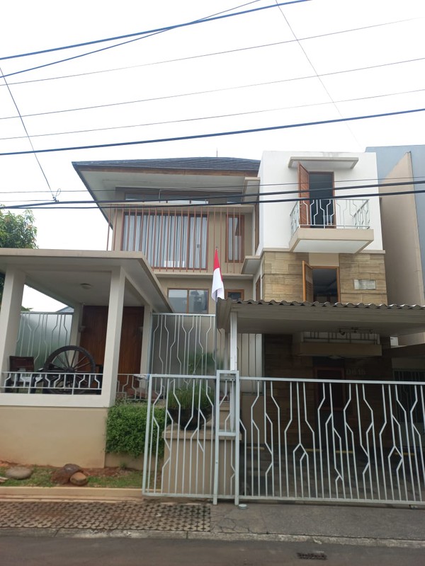 Rumah 2½ Lantai Siap Huni Lokasi Strategis dan Asri @BSD, Nukaloka