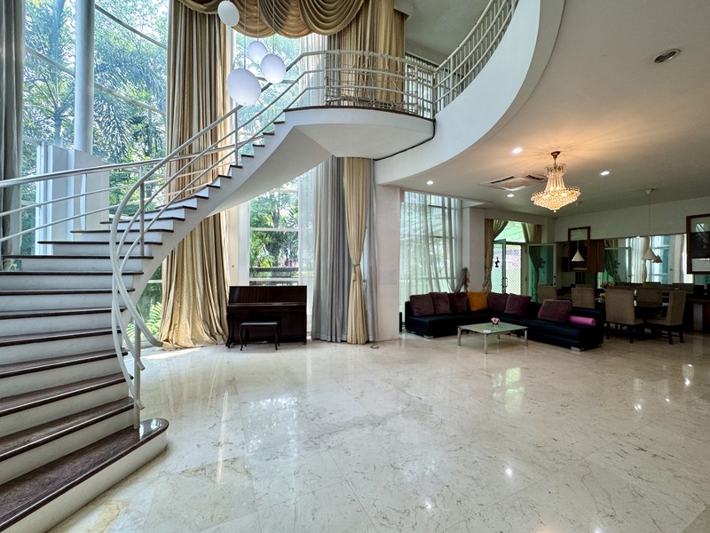 Dijual Rumah Mewah di Pluit Timur, Jakarta Utara