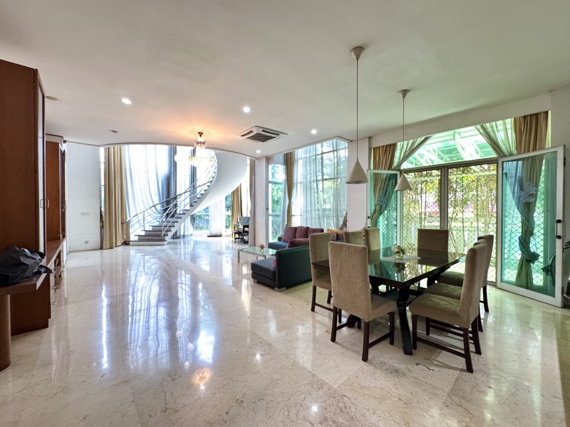 Dijual Rumah Mewah di Pluit Timur, Jakarta Utara