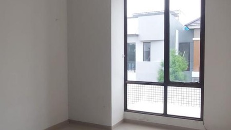 Rumah Bagus,dalam cluster di Graha Raya