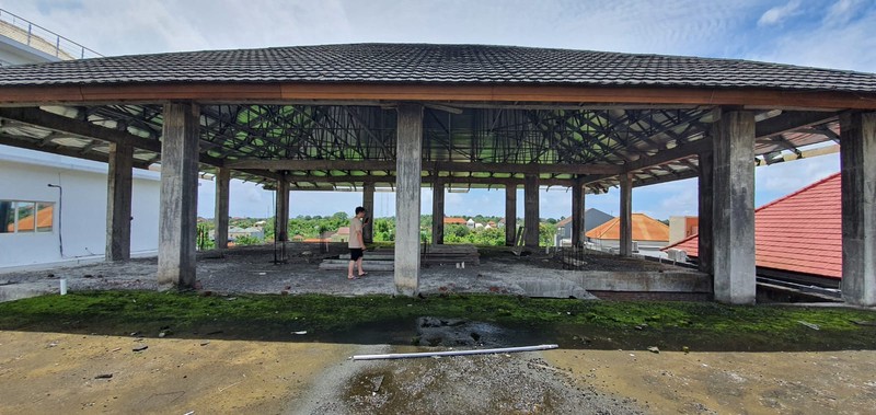 Freehold - Prime 543 sqm Land with Stunning Garuda Wisnu Kencana View & 80% Completed 3-Storey Home on it at an Exclusive Gated Community - BALI