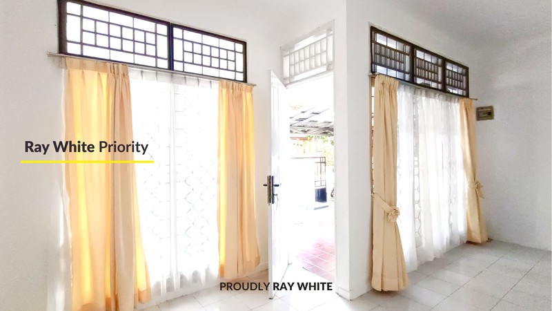 Rumah Siap Huni Bintaro Jaya Luas 120m2 Harga 75 juta/Tahun Nego