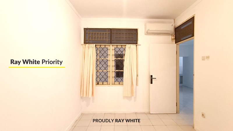 Rumah Siap Huni Bintaro Jaya Luas 120m2 Harga 75 juta/Tahun Nego