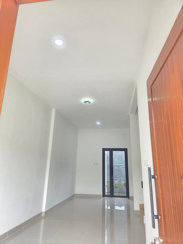 Rumah Bagus Siap Huni dengan Hunian Nyaman dan Asri SHM @BNI, Ciputat