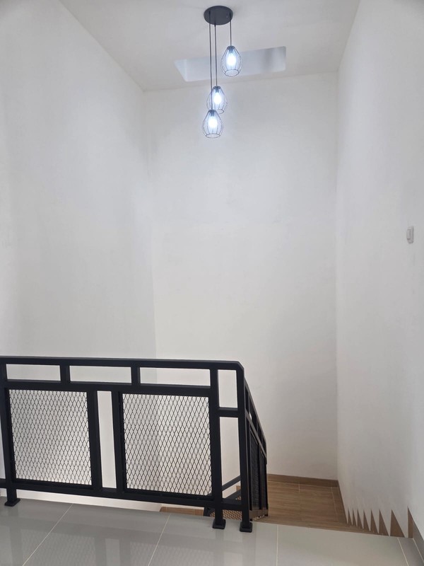 Rumah Bagus Siap Huni dengan Hunian Nyaman dan Asri SHM @BNI, Ciputat