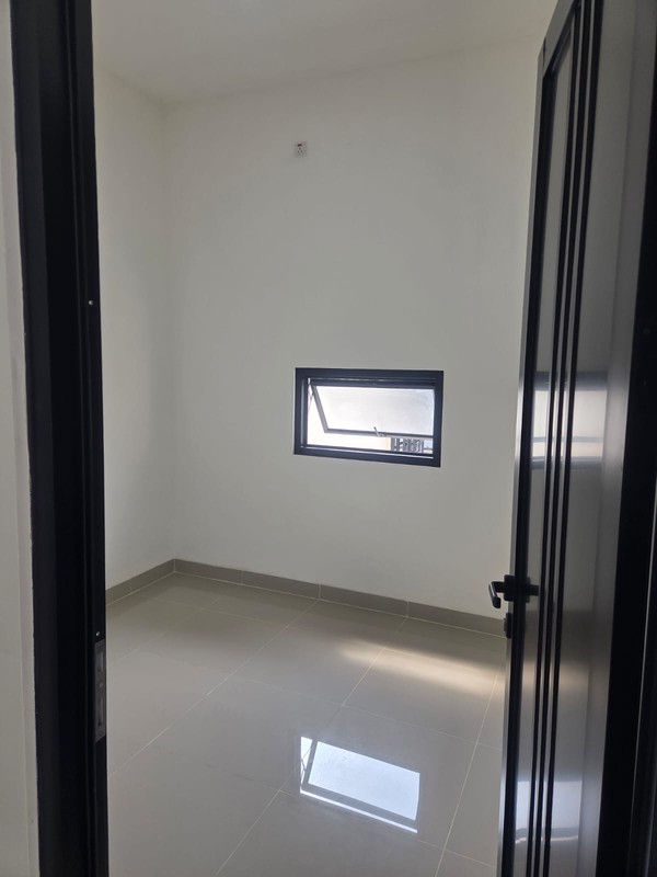 Rumah Bagus Siap Huni dengan Hunian Nyaman dan Asri SHM @BNI, Ciputat