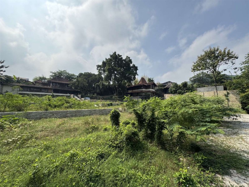 Tanah Bonus Bangunan Joglo Hanya Beberapa Menit Dari RSA UGM