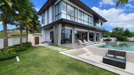 FREE HOLD -  Exquisite 4-Storey Luxury Villa with Panoramic Views in Ungasan - BALI