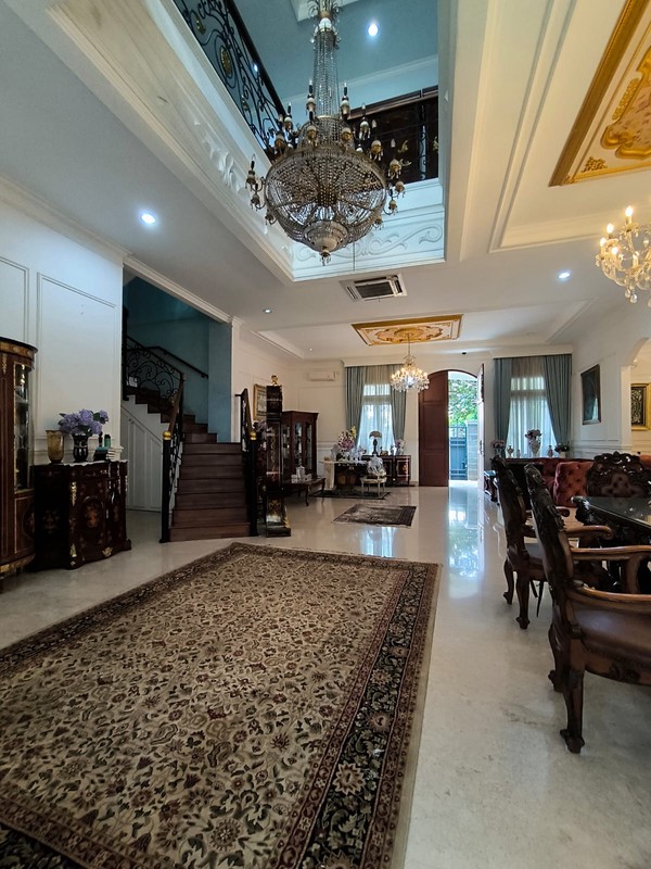 RUMAH DIJUAL JALAN TAMAN RADIO DALAM KEBAYORAN BARU JAKARTA SELATAN