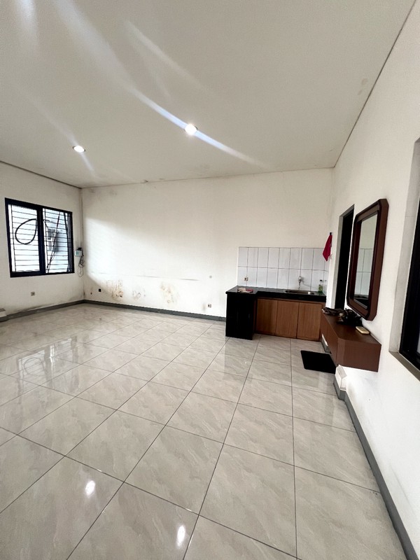 Gudang Siap Pakai Akses Fuso dekat dengan Tol Moh Toha Bandung Kota