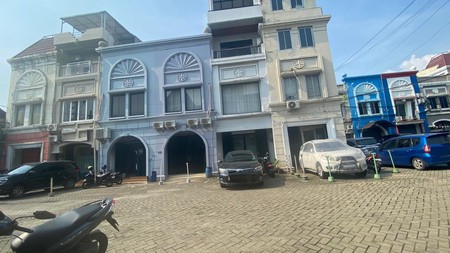 Ruko 4 Lantai Full Furnished ,Cocok untuk Office, daerah di Bintaro 