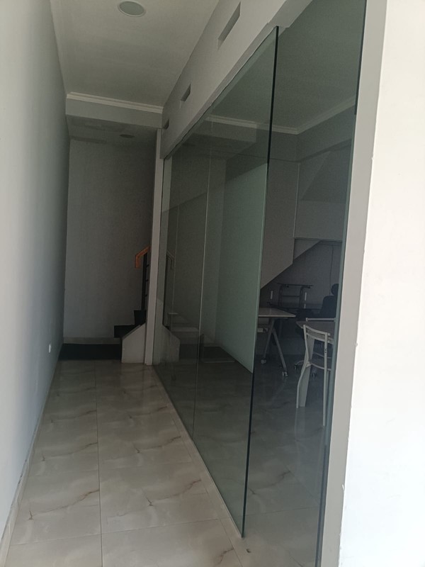 Ruko 4 Lantai Full Furnished ,Cocok untuk Office, daerah di Bintaro 