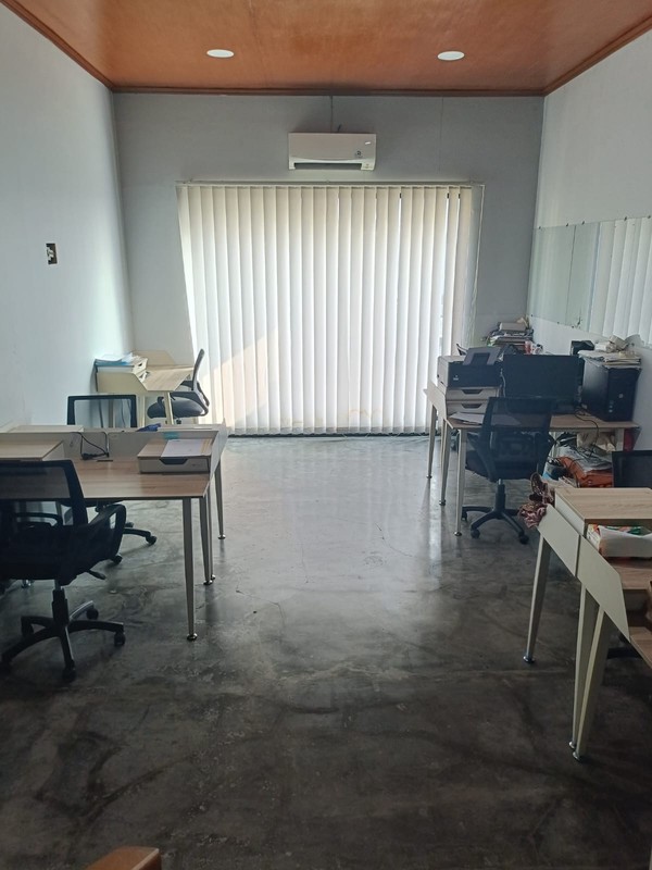 Ruko 4 Lantai Full Furnished ,Cocok untuk Office, daerah di Bintaro 