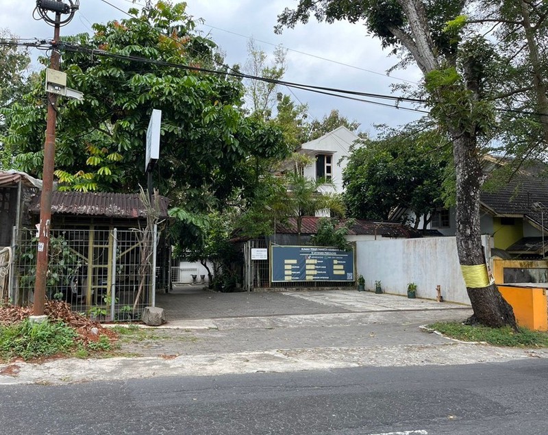 Dijual Cepat Tanah Komersil 322 Meter Persegi Strategis