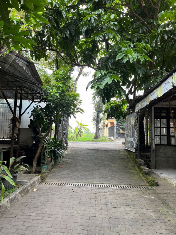 Dijual Cepat Tanah Komersil 322 Meter Persegi Strategis