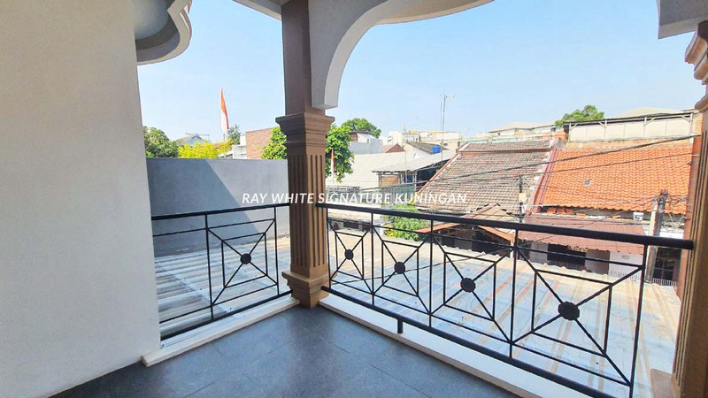 Rumah Bangunan Baru Siap Huni Lokasi Dalam Komplek Pondok Kelapa