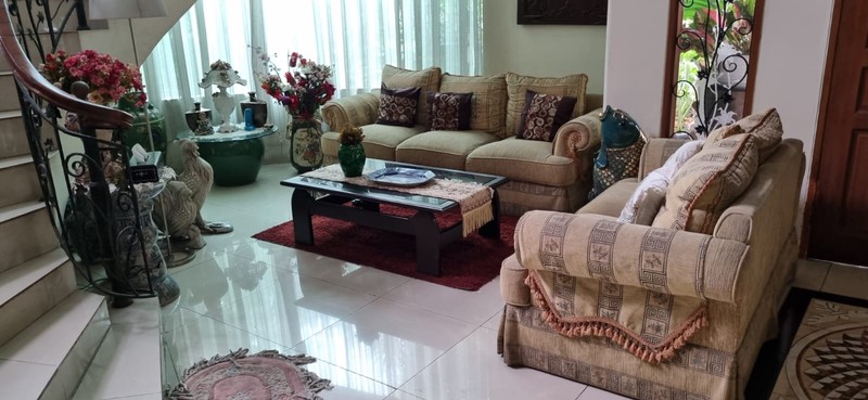 jual cepat rumah strategis siap huni di giri loka 3 bsd city