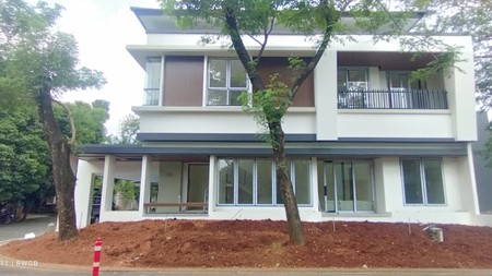 jual cepat rumah baru bangunan mandiri di Foresta Naturale bsd city