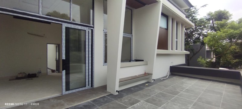 jual cepat rumah baru bangunan mandiri di Foresta Naturale bsd city