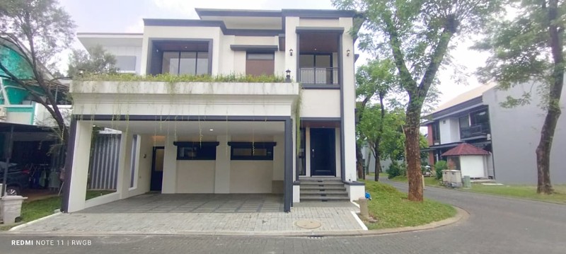 turun harga dari 5.95 M jadi 5.8 M masih nego jual cepat rumah baru bangunan mandiri di Foresta Naturale bsd city