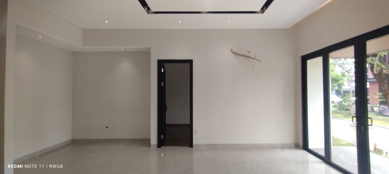 turun harga dari 5.95 M jadi 5.8 M masih nego jual cepat rumah baru bangunan mandiri di Foresta Naturale bsd city