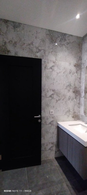 turun harga dari 5.95 M jadi 5.8 M masih nego jual cepat rumah baru bangunan mandiri di Foresta Naturale bsd city