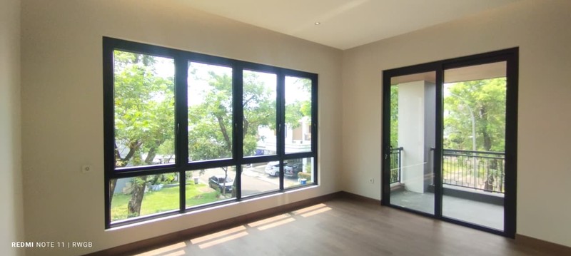 turun harga dari 5.95 M jadi 5.8 M masih nego jual cepat rumah baru bangunan mandiri di Foresta Naturale bsd city