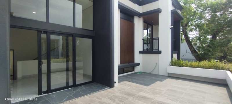 turun harga dari 5.95 M jadi 5.8 M masih nego jual cepat rumah baru bangunan mandiri di Foresta Naturale bsd city