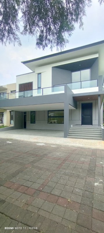 jual cepat rumah baru bangunan mandiri di Foresta Giardina bsd city