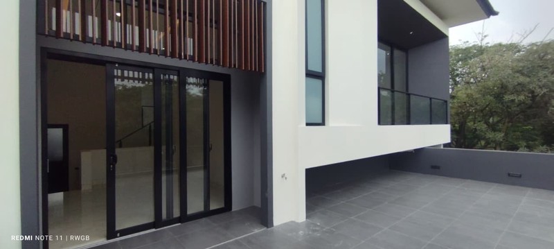 jual cepat rumah baru bangunan mandiri di Foresta Giardina bsd city