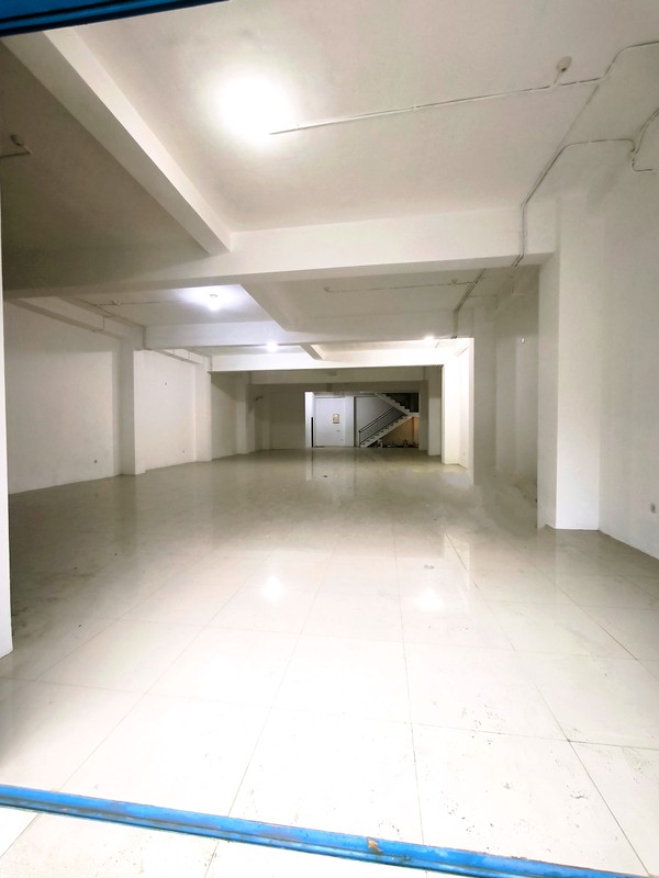 MURAH Disewakan Gedung 4 Lantai Surabaya Pusat Kota Di Jalan Kedungdoro - Komersial Area Cocok Buat Segala Usaha.dekat Jalan Tidar, Arjuno, Diponegoro, Blauran, BG Junction Mall