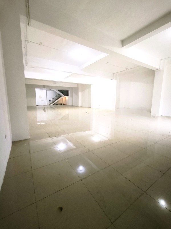 MURAH Disewakan Gedung 4 Lantai Surabaya Pusat Kota Di Jalan Kedungdoro - Komersial Area Cocok Buat Segala Usaha.dekat Jalan Tidar, Arjuno, Diponegoro, Blauran, BG Junction Mall