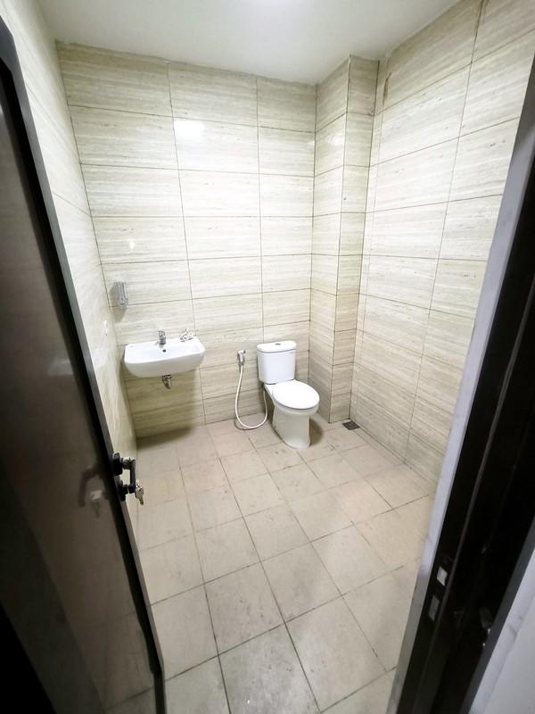 MURAH Disewakan Gedung 4 Lantai Surabaya Pusat Kota Di Jalan Kedungdoro - Komersial Area Cocok Buat Segala Usaha.dekat Jalan Tidar, Arjuno, Diponegoro, Blauran, BG Junction Mall