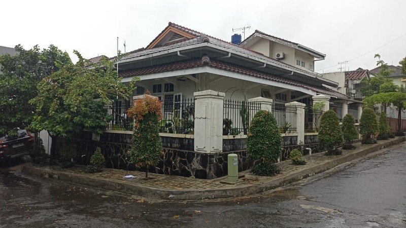 Rumah Hitung Tanah Area Cipete