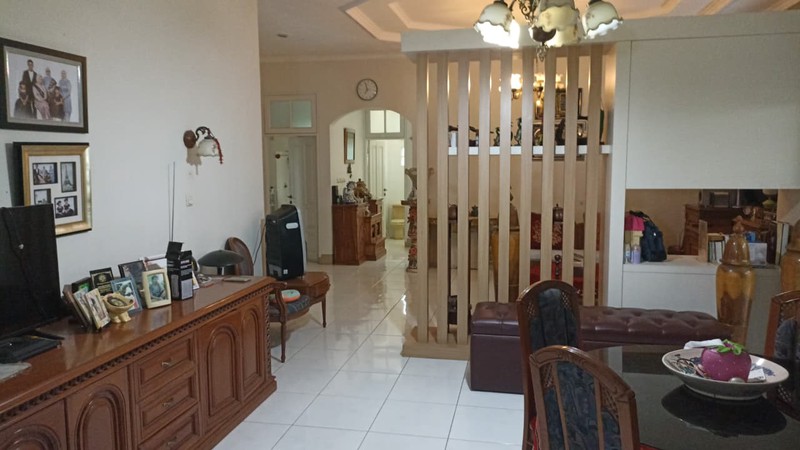 Rumah Hitung Tanah Area Cipete