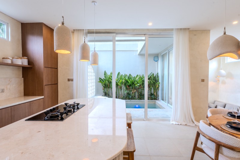 Leasehold - Elegant Modern Villa in Batu Bolong, Canggu