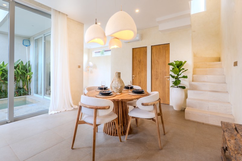 Leasehold - Elegant Modern Villa in Batu Bolong, Canggu