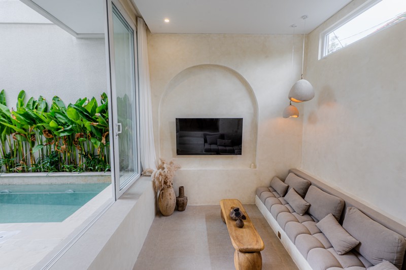 Leasehold - Elegant Modern Villa in Batu Bolong, Canggu