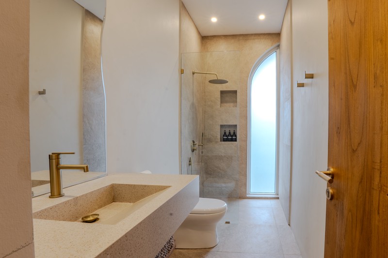 Leasehold - Elegant Modern Villa in Batu Bolong, Canggu