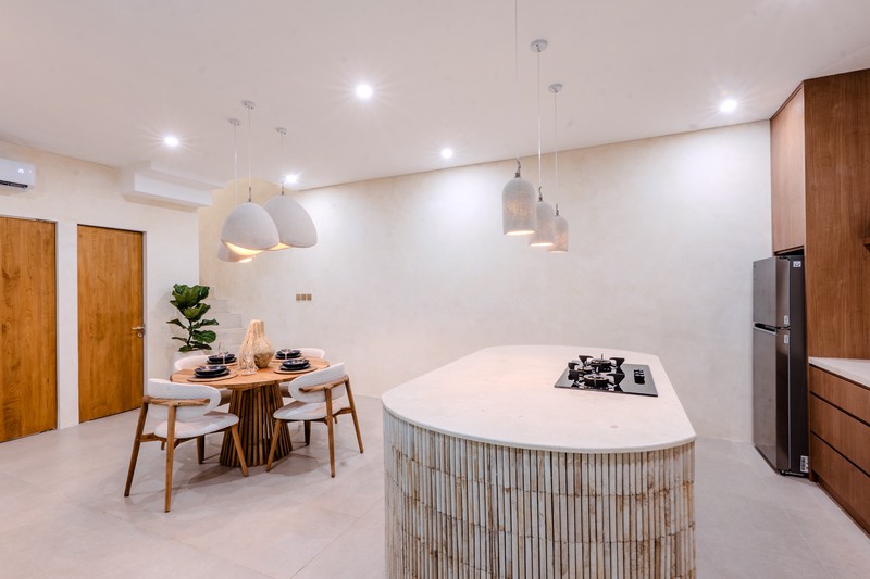 Leasehold - Elegant Modern Villa in Batu Bolong, Canggu