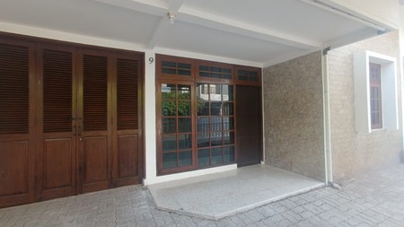 Dijual Rumah Hitung Tanah Alam Segar Di Pondok Indah, Jakarta Selatan