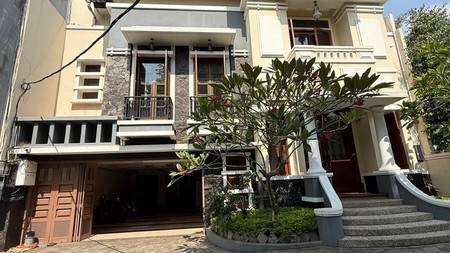 Dijual Rumah Properti Premium di Kawasan Elite Pusat Kota Menteng, Jakarta Pusat
