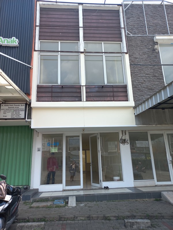 Ruko compark 2 lantai Kota Wisata Cibubur