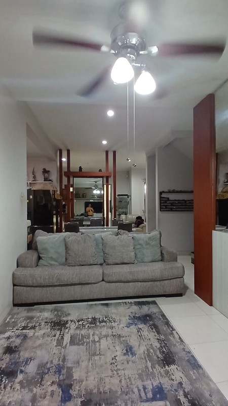 Rumah Siap Huni dengan Hunian Nyaman dan Asri @Bintaro Sektor 9.