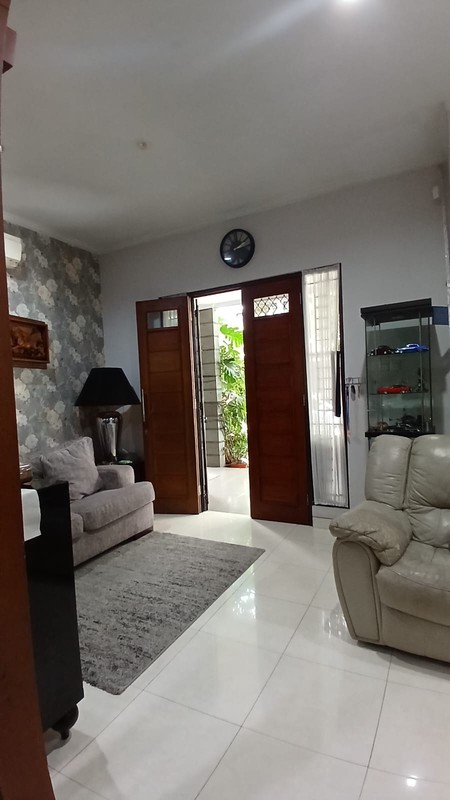 Rumah Siap Huni dengan Hunian Nyaman dan Asri @Bintaro Sektor 9.